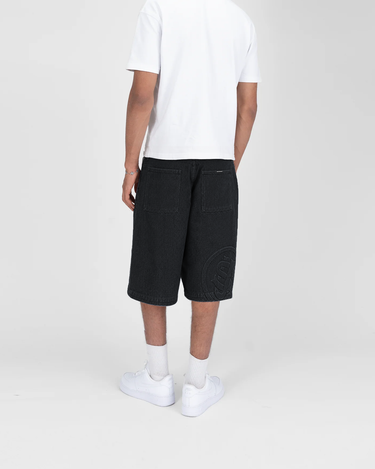 Short en jean SU26 – Noir